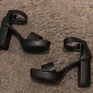 H&M chunky black 4” heels